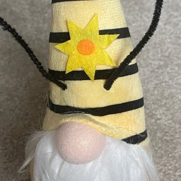 Bee Gnomes Figurines Plush 14" High Set of 2 Yellow with Antennae Wings Beard - Picture 9 of 9